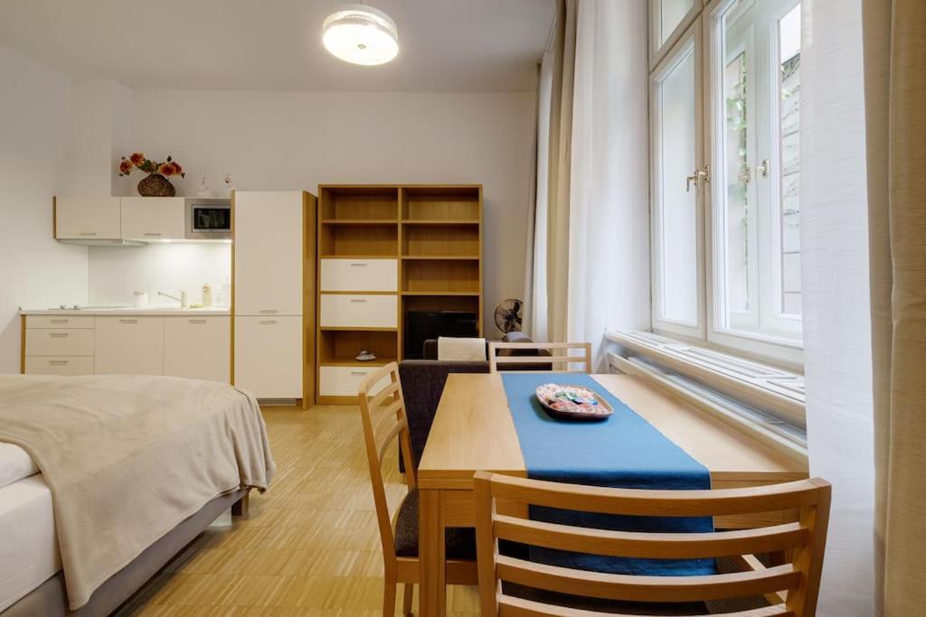 Deluxe Suite In Prime Location Prague Exterior photo